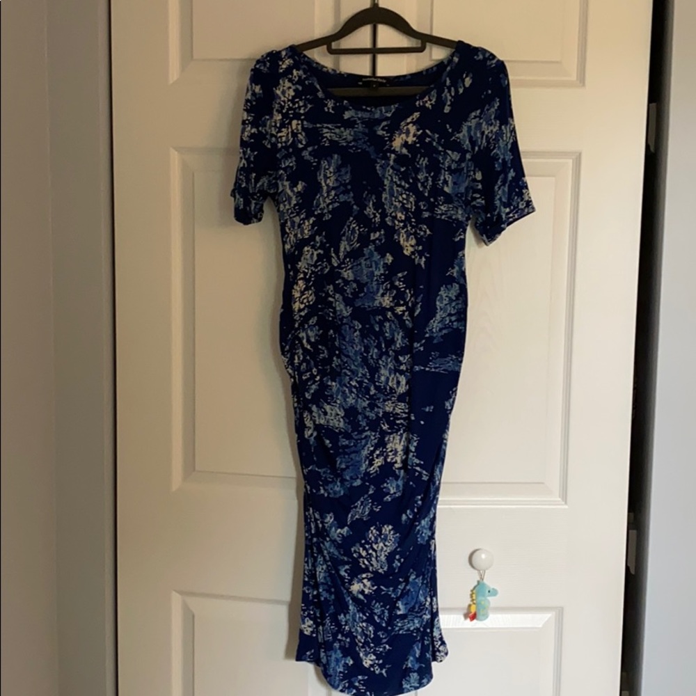 Isabella Oliver maternity tshirt dress